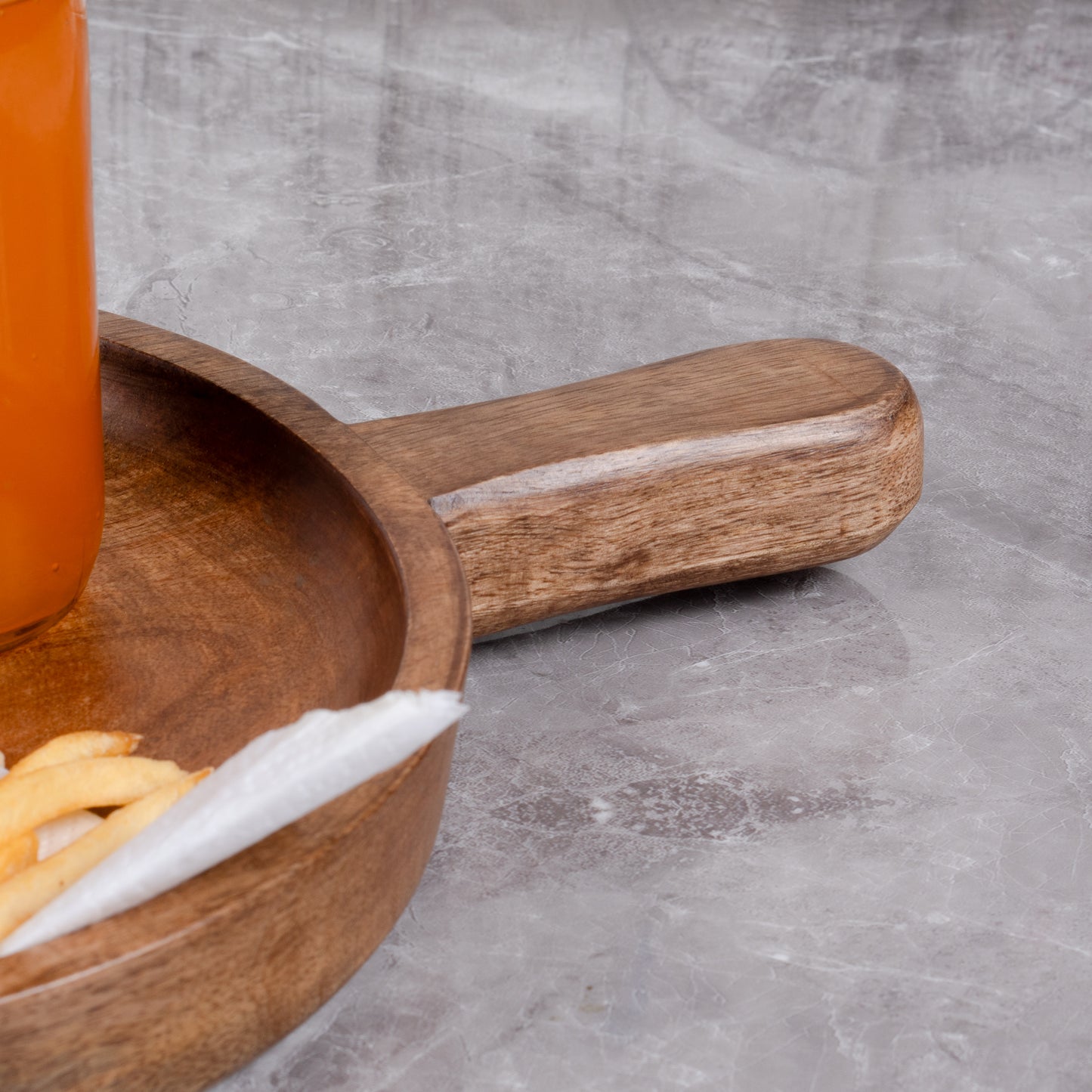 Hand-Carved Mango Wood Serving Platter – Rustic Round Wooden Board, Farmhouse Kitchen Decor, Food-Safe Charcuterie Tray