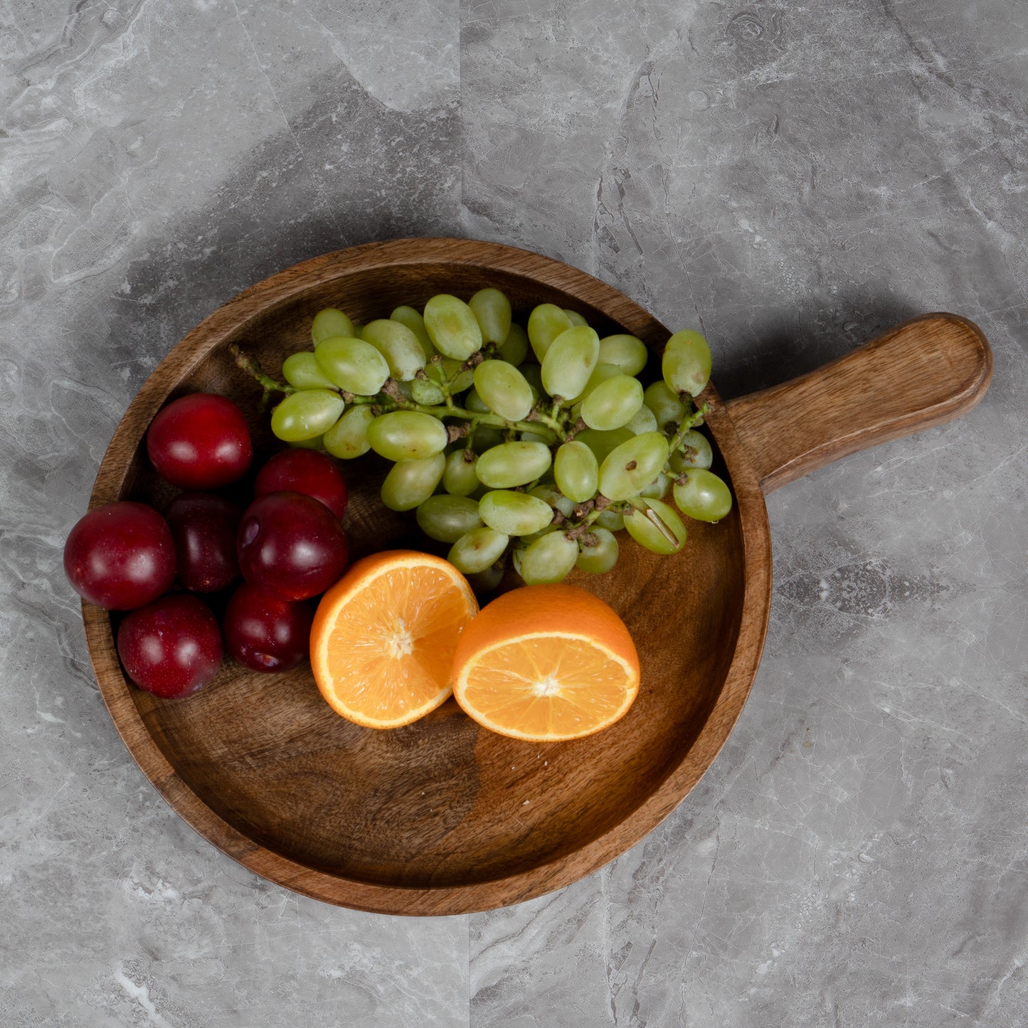 Hand-Carved Mango Wood Serving Platter – Rustic Round Wooden Board, Farmhouse Kitchen Decor, Food-Safe Charcuterie Tray