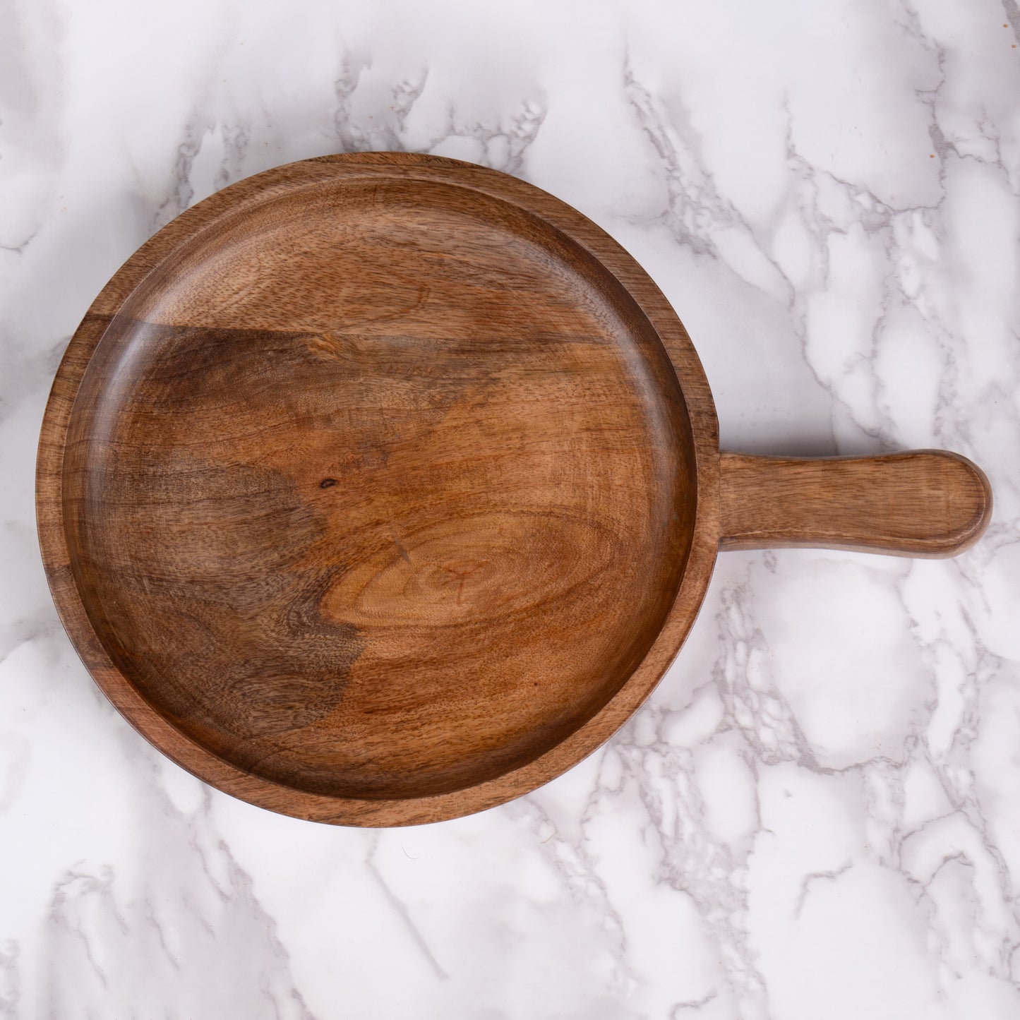 Hand-Carved Mango Wood Serving Platter – Rustic Round Wooden Board, Farmhouse Kitchen Decor, Food-Safe Charcuterie Tray