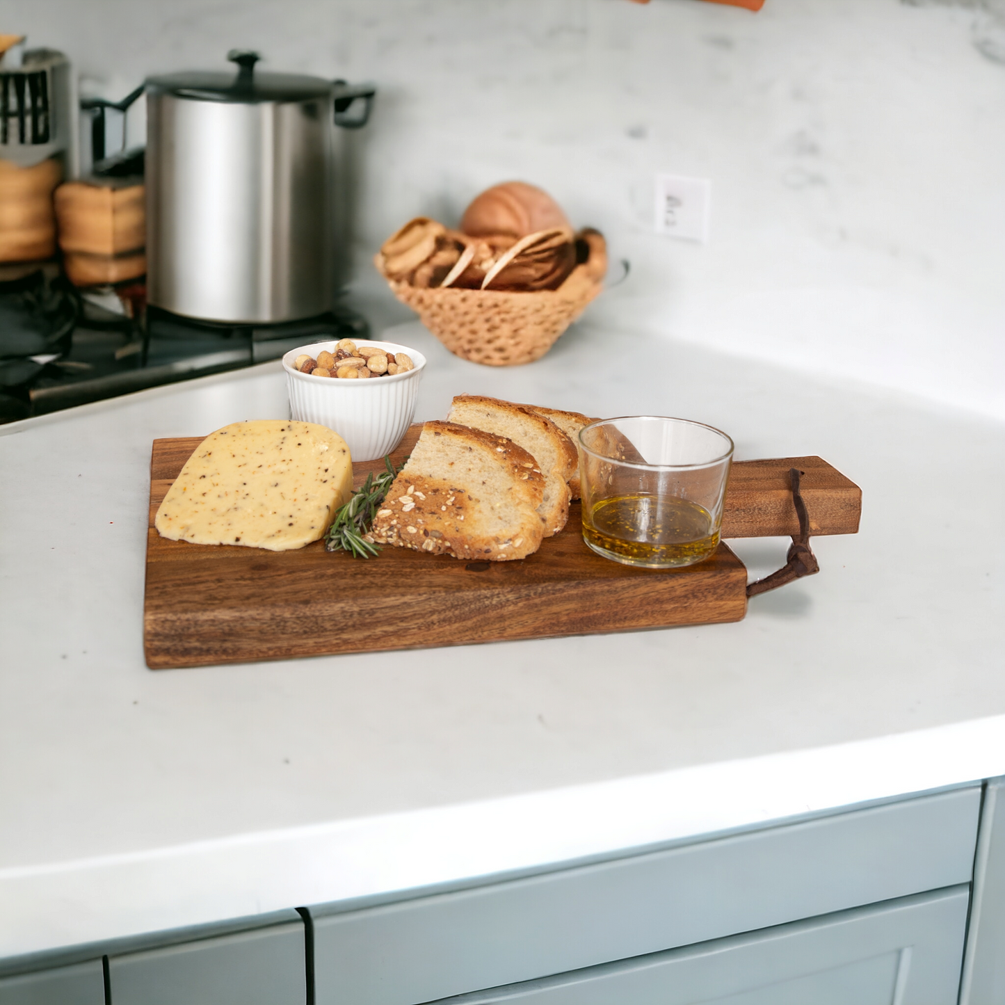 Handcrafted Acacia Wood Cutting Board with Handle-Large