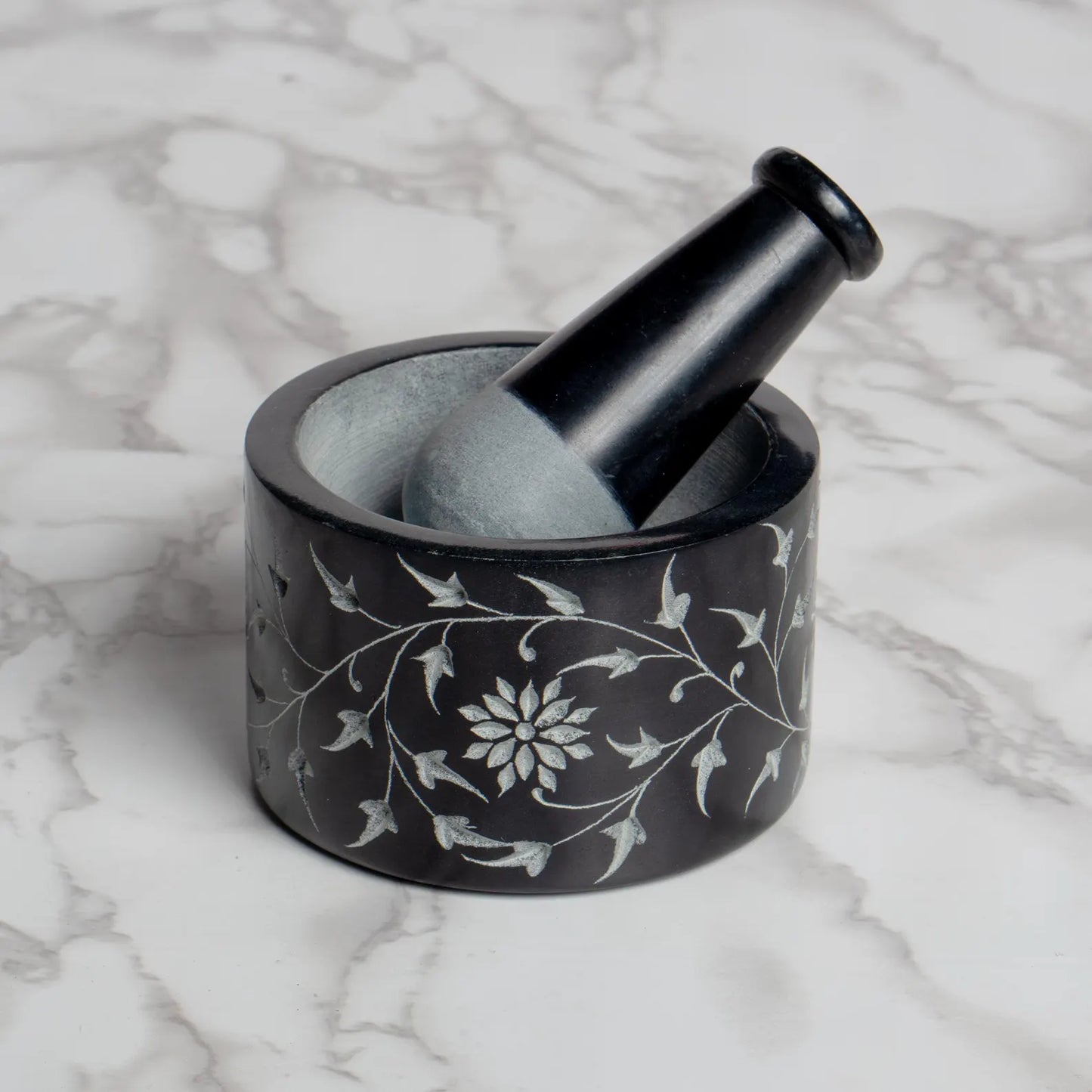 Floral Leaf Mortar & Pestle - Hand-Carved Spice Crusher